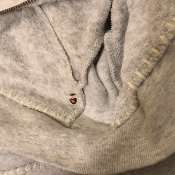 🩶Twisted Heart terry cloth heart embellished back classic zip up hoodie - Picture 10 of 13